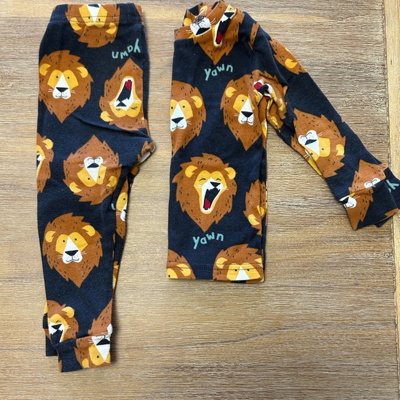 Carter's Just One You Pajama Bundle - 18 month - Picture 2 of 6